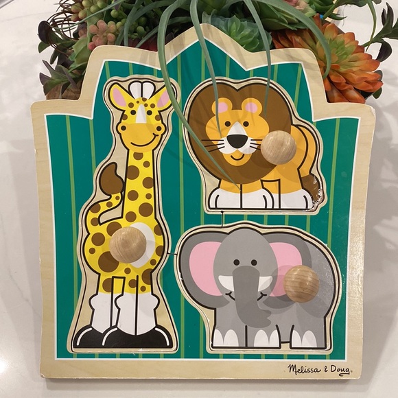 Melissa & Doug Jungle Friends Wood Peg Puzzle - Picture 2 of 6